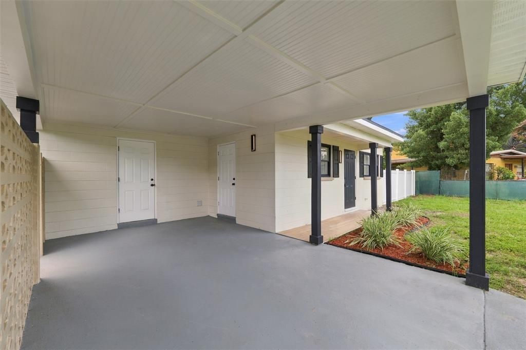 For Sale: $339,900 (4 beds, 2 baths, 1135 Square Feet)