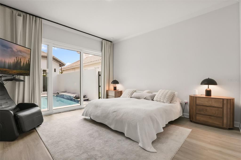 For Sale: $680,000 (3 beds, 3 baths, 1916 Square Feet)