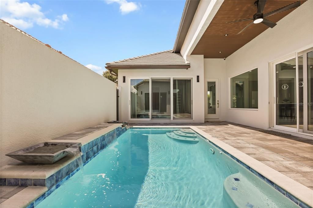 For Sale: $680,000 (3 beds, 3 baths, 1916 Square Feet)