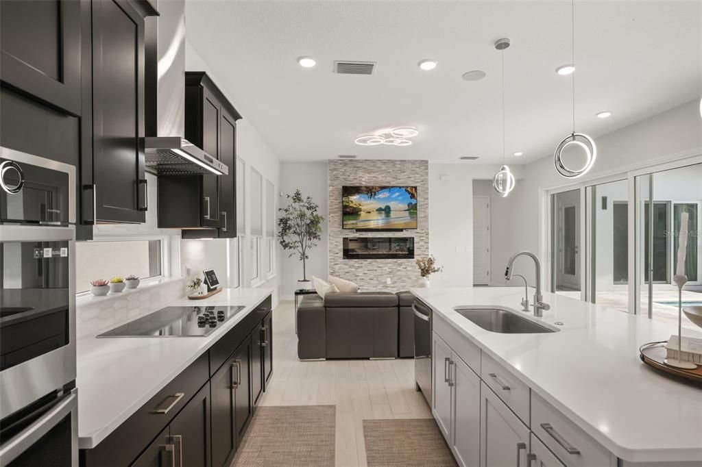 For Sale: $680,000 (3 beds, 3 baths, 1916 Square Feet)