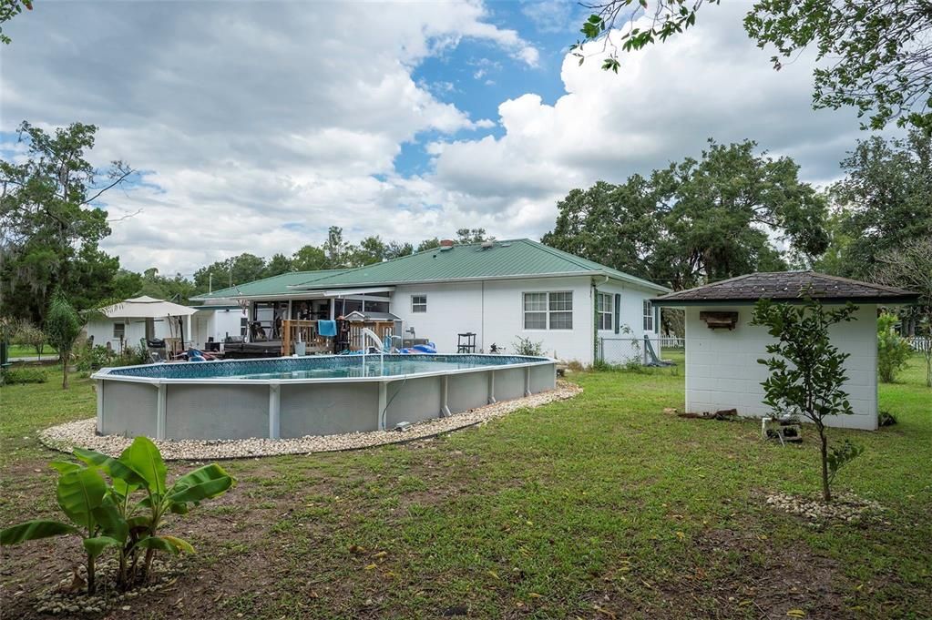 For Sale: $240,000 (3 beds, 2 baths, 1796 Square Feet)