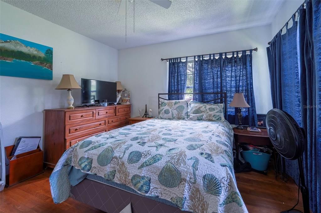 For Sale: $240,000 (3 beds, 2 baths, 1796 Square Feet)