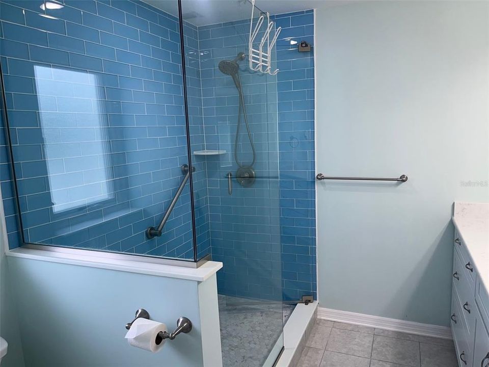 For Sale: $849,000 (3 beds, 2 baths, 1988 Square Feet)