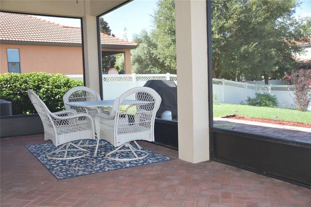 For Sale: $465,900 (4 beds, 3 baths, 2493 Square Feet)