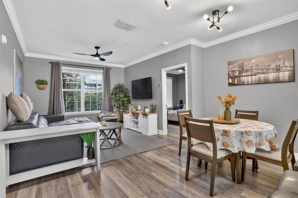 En Venta: $309,500 (2 camas, 2 baños, 1080 Pies cuadrados)