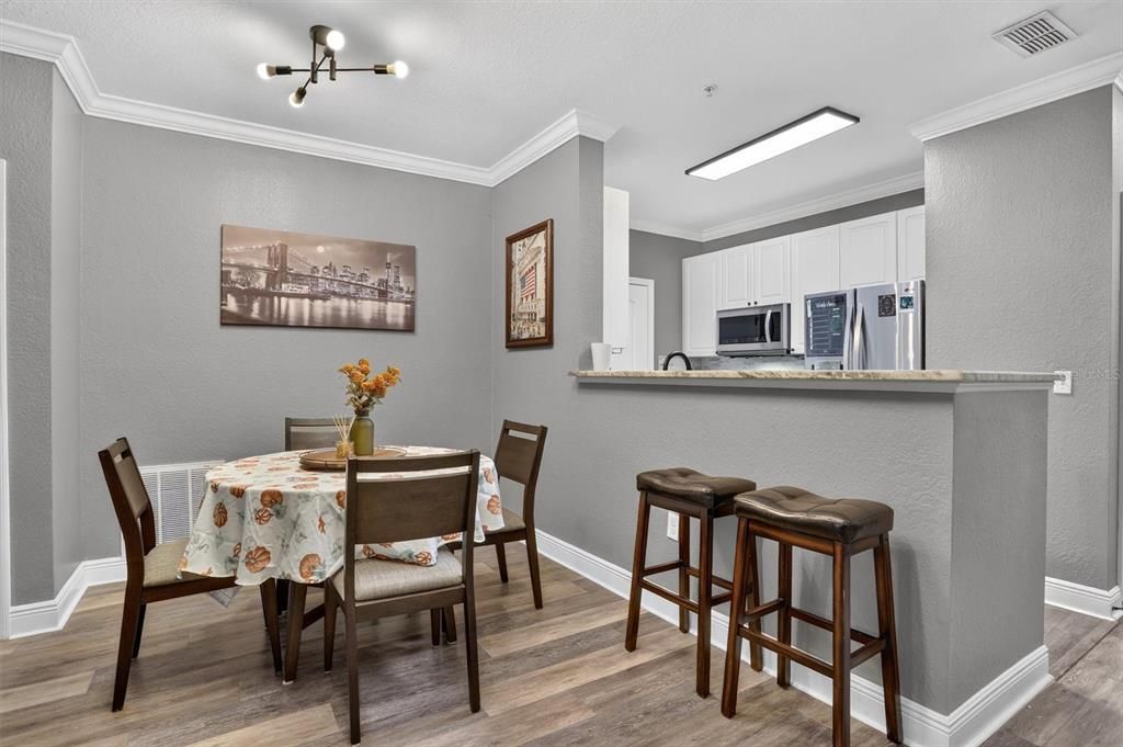 En Venta: $309,500 (2 camas, 2 baños, 1080 Pies cuadrados)