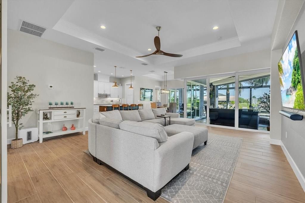 For Sale: $899,000 (3 beds, 3 baths, 2352 Square Feet)