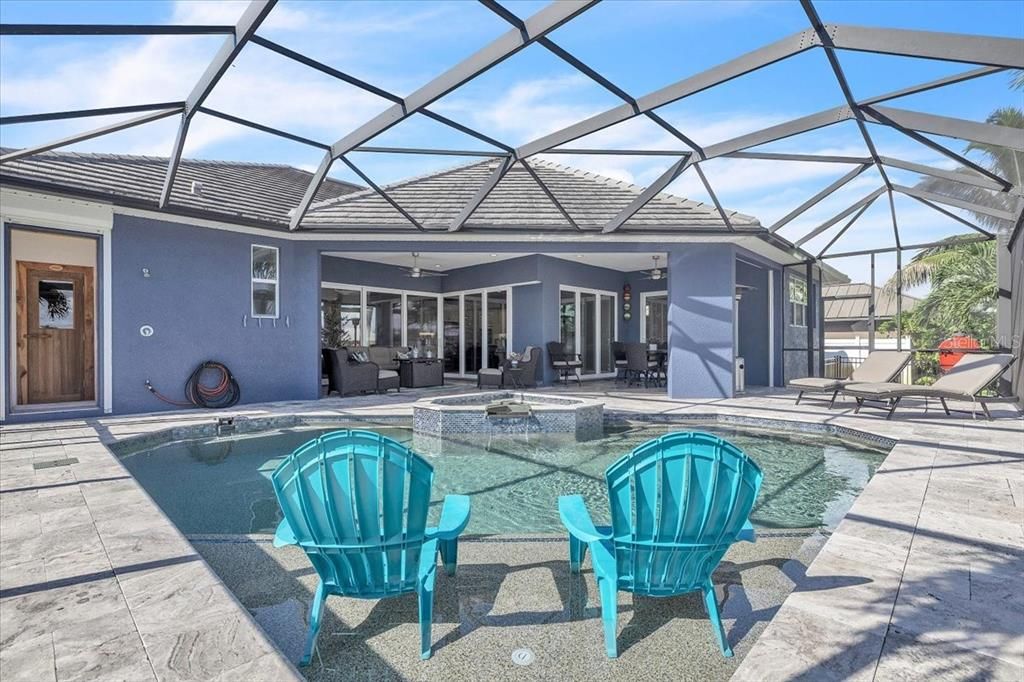 For Sale: $899,000 (3 beds, 3 baths, 2352 Square Feet)