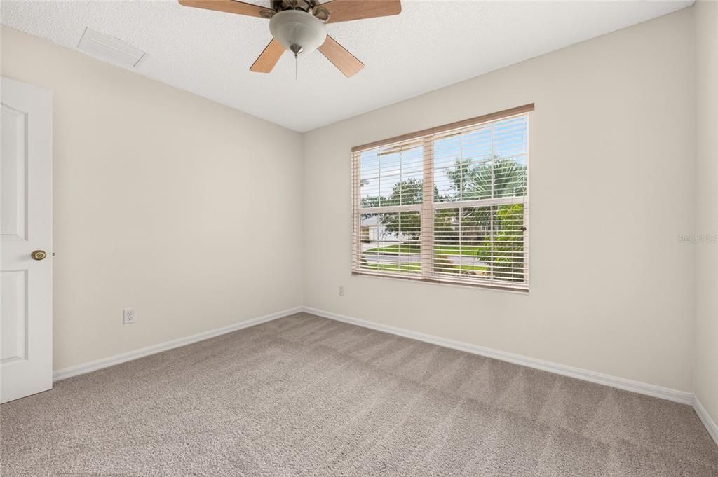 For Sale: $325,000 (3 beds, 2 baths, 1496 Square Feet)
