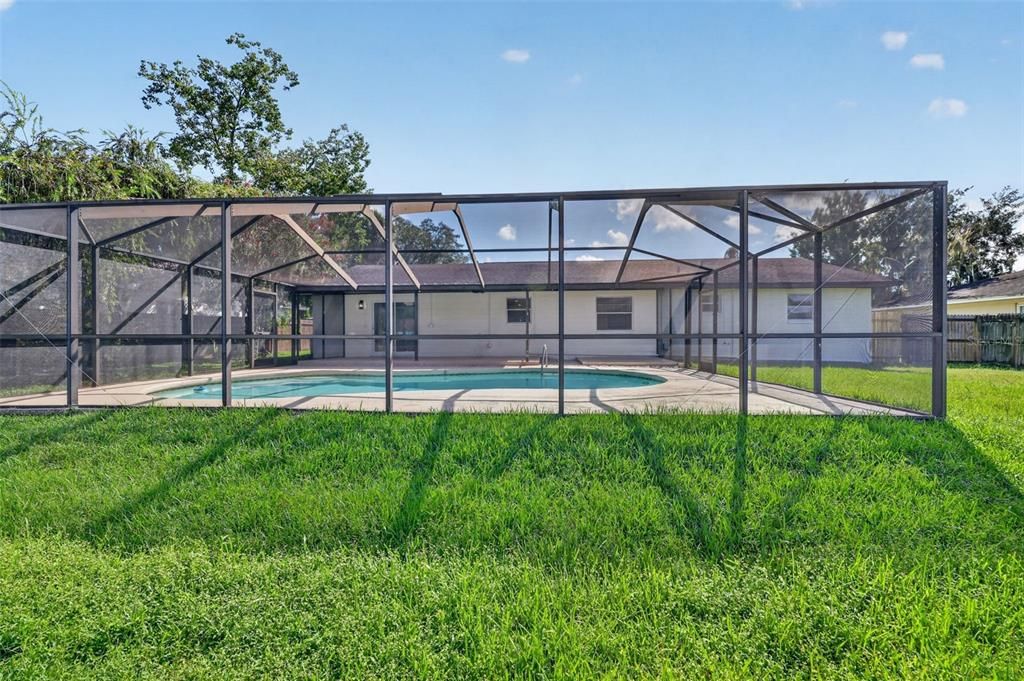 На продажу: $419,900 (4 спален, 2 ванн, 1694 Квадратных фут)