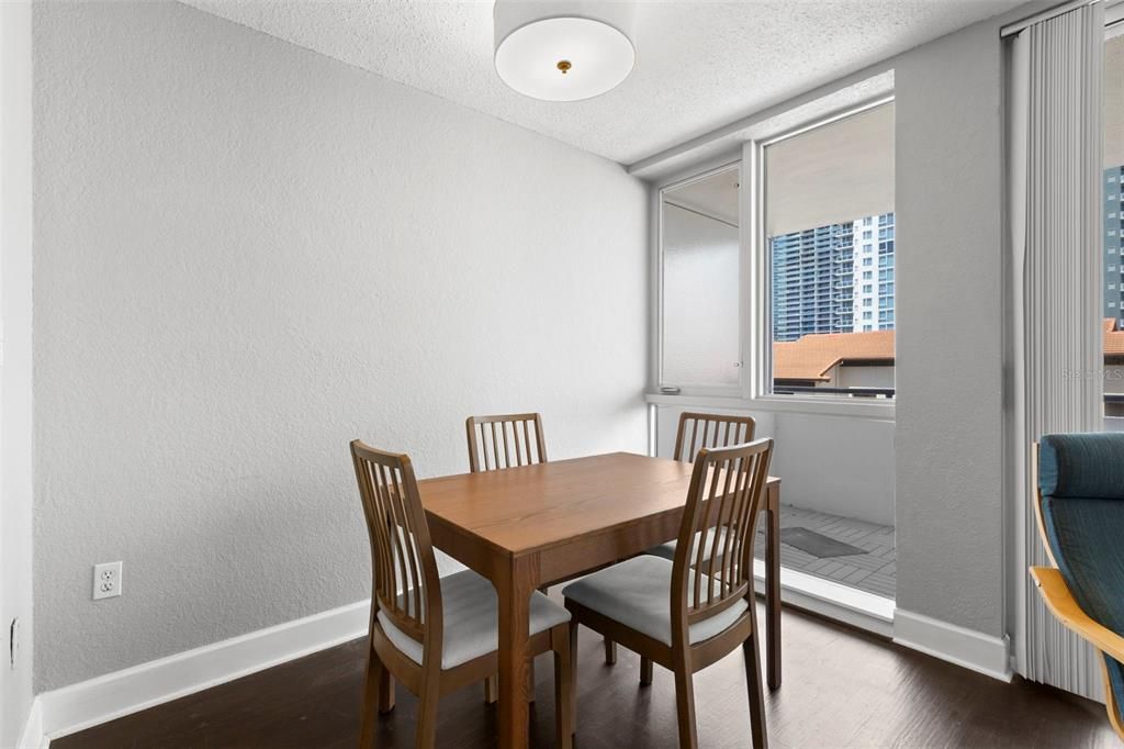 En Venta: $230,000 (1 camas, 1 baños, 798 Pies cuadrados)