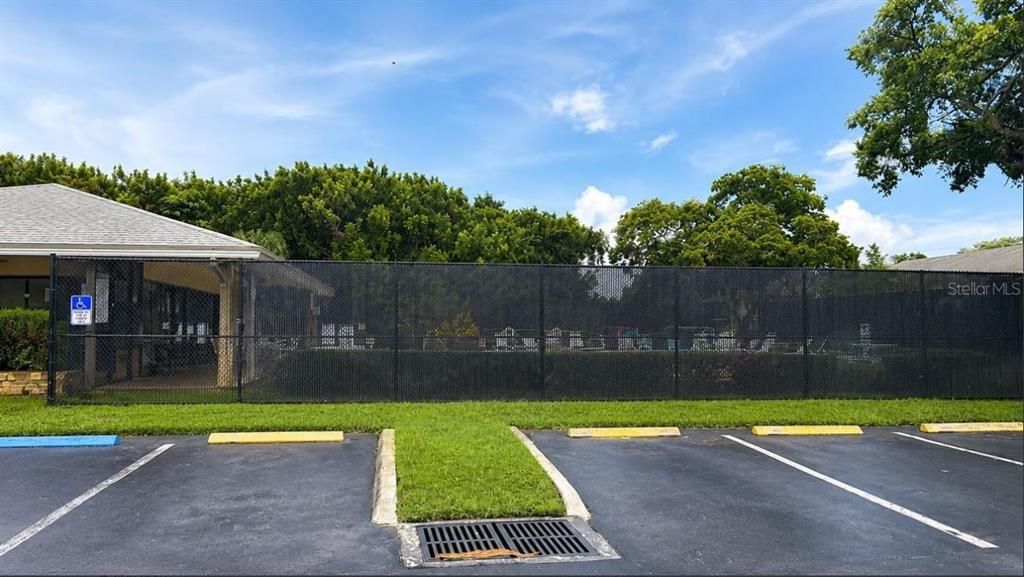 For Rent: $2,250 (2 beds, 2 baths, 887 Square Feet)