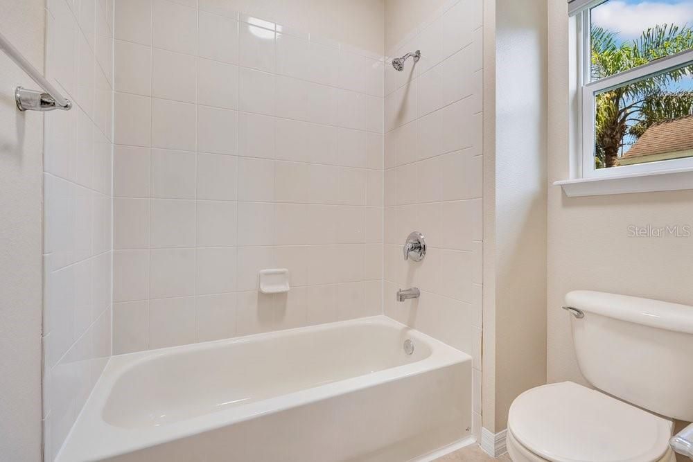 В аренду: $3,600 (7 спален, 4 ванн, 4688 Квадратных фут)