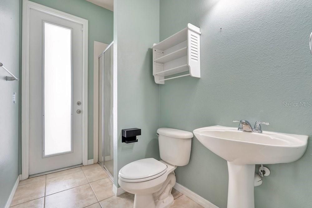 В аренду: $3,600 (7 спален, 4 ванн, 4688 Квадратных фут)