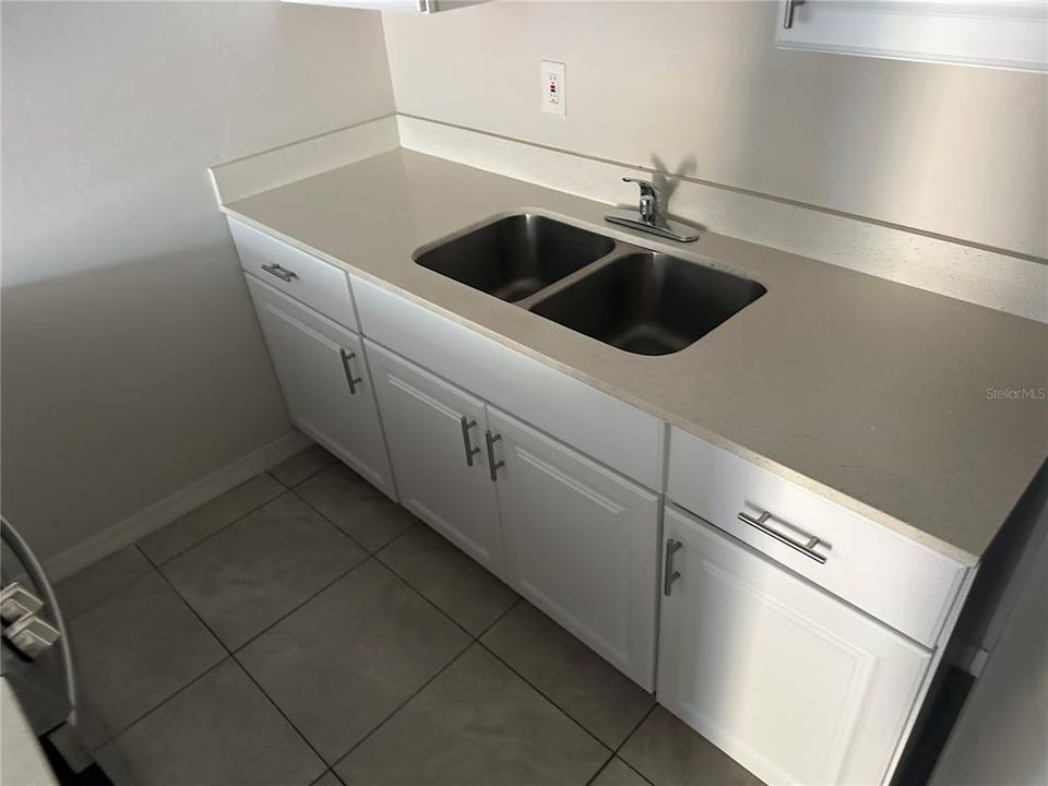En Renta: $1,200 (2 camas, 1 baños, 816 Pies cuadrados)