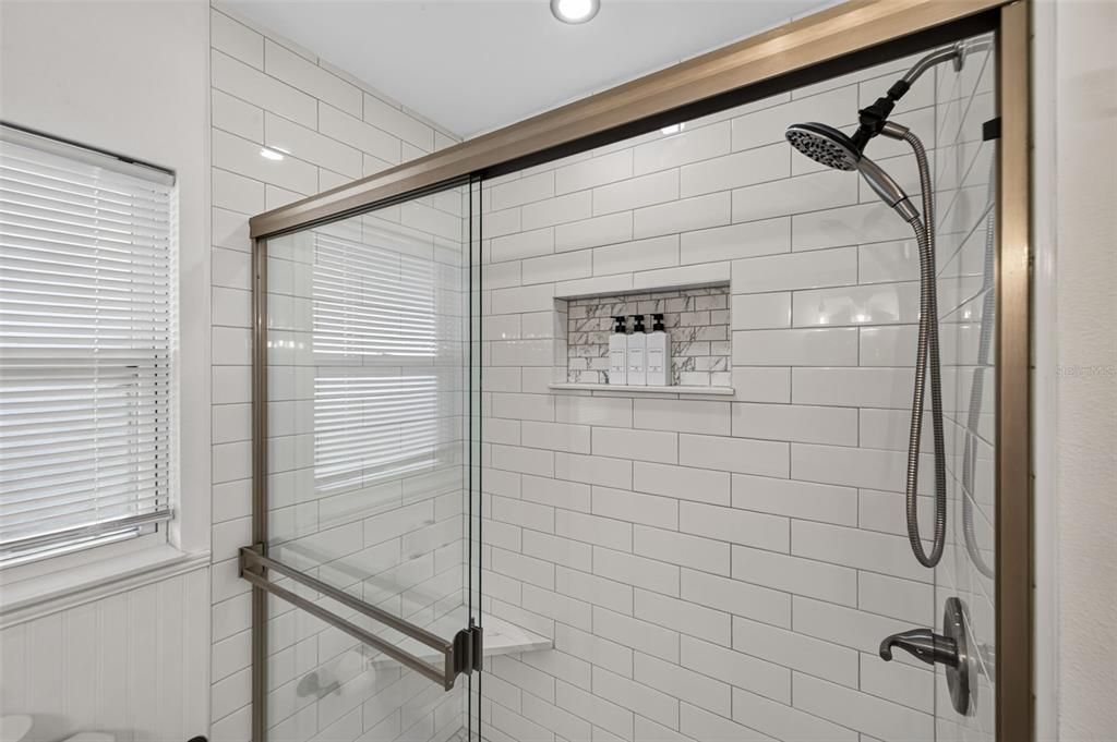 En Venta: $750,000 (3 camas, 2 baños, 1641 Pies cuadrados)