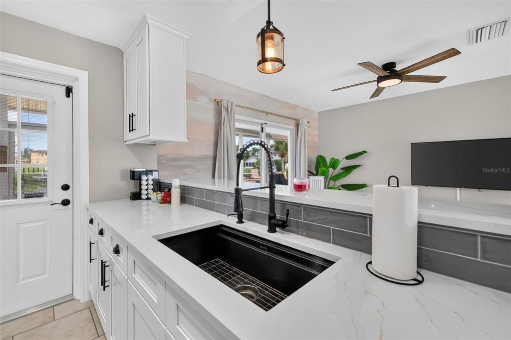En Venta: $750,000 (3 camas, 2 baños, 1641 Pies cuadrados)