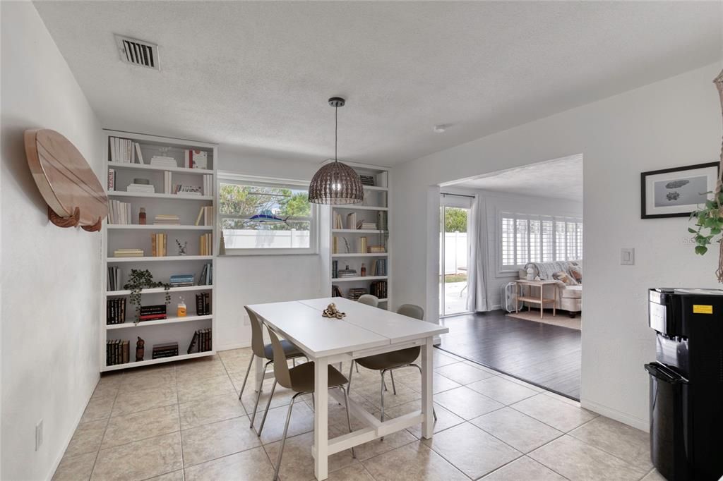 For Sale: $529,900 (3 beds, 2 baths, 1880 Square Feet)