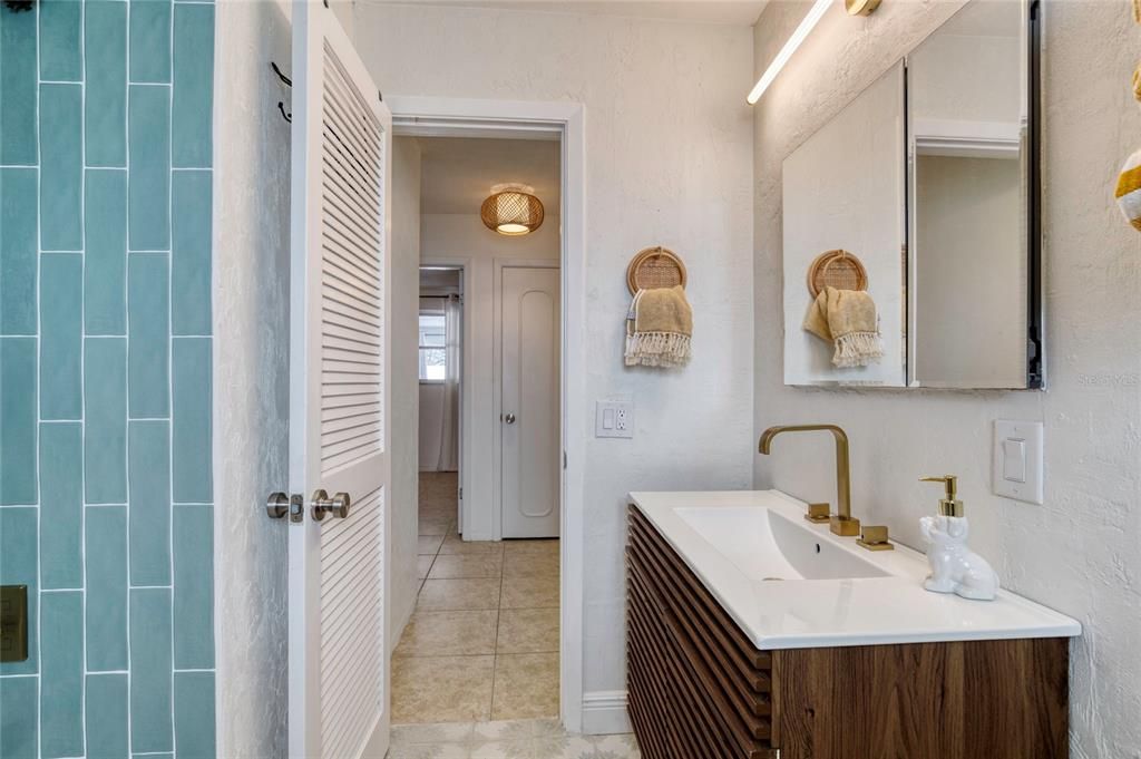 For Sale: $529,900 (3 beds, 2 baths, 1880 Square Feet)