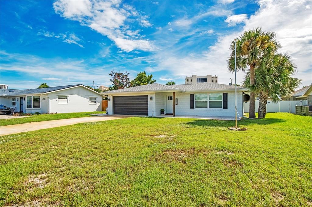 For Sale: $529,900 (3 beds, 2 baths, 1880 Square Feet)