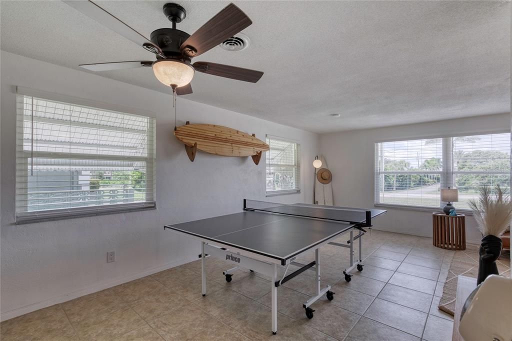 For Sale: $529,900 (3 beds, 2 baths, 1880 Square Feet)