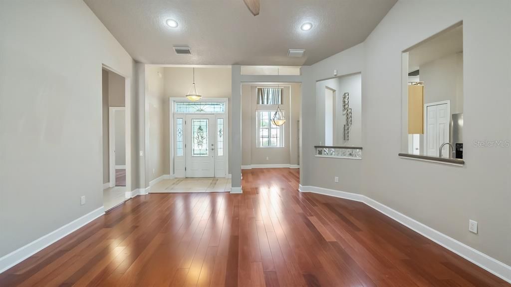 На продажу: $365,000 (3 спален, 2 ванн, 1548 Квадратных фут)