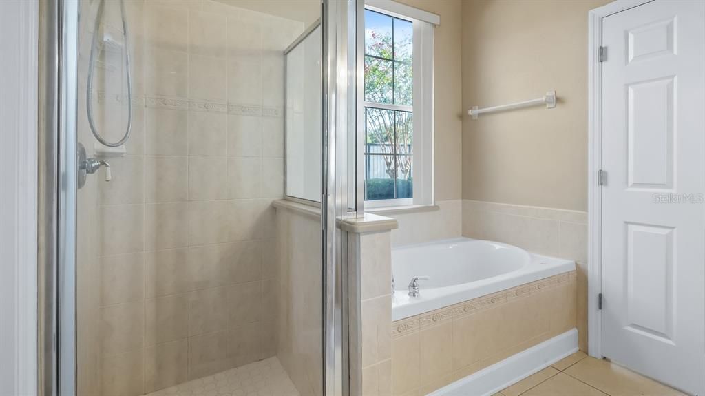 На продажу: $365,000 (3 спален, 2 ванн, 1548 Квадратных фут)