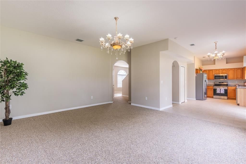 For Sale: $359,900 (3 beds, 2 baths, 2345 Square Feet)