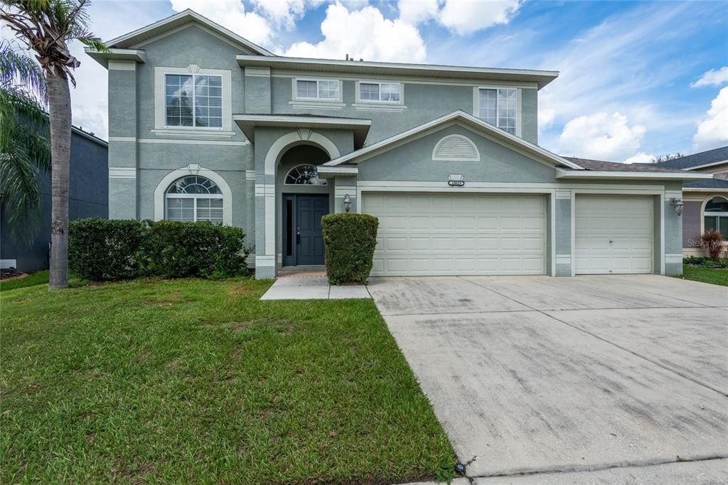 For Sale: $359,900 (3 beds, 2 baths, 2345 Square Feet)