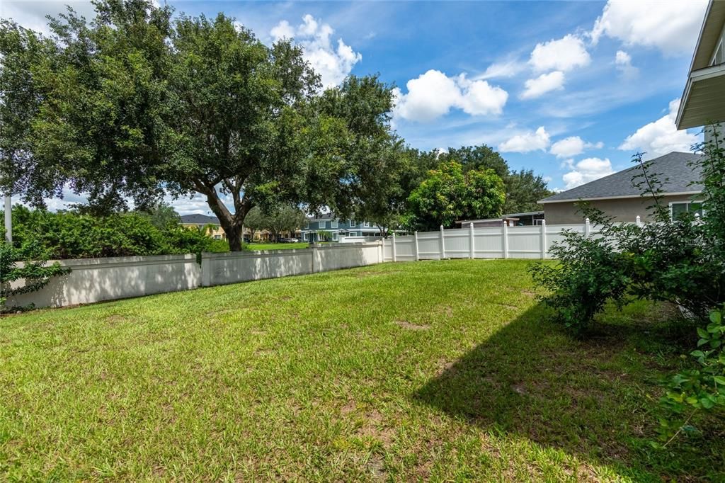 For Sale: $359,900 (3 beds, 2 baths, 2345 Square Feet)