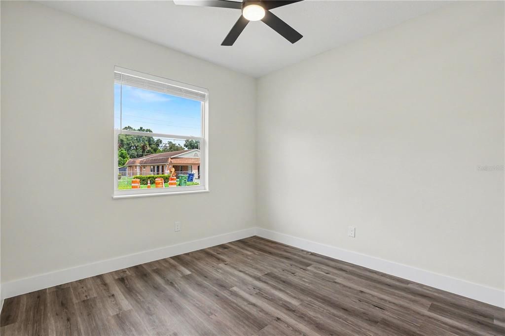 For Sale: $397,000 (3 beds, 2 baths, 1393 Square Feet)
