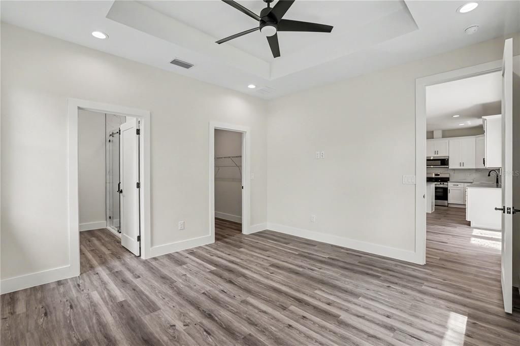 For Sale: $397,000 (3 beds, 2 baths, 1393 Square Feet)