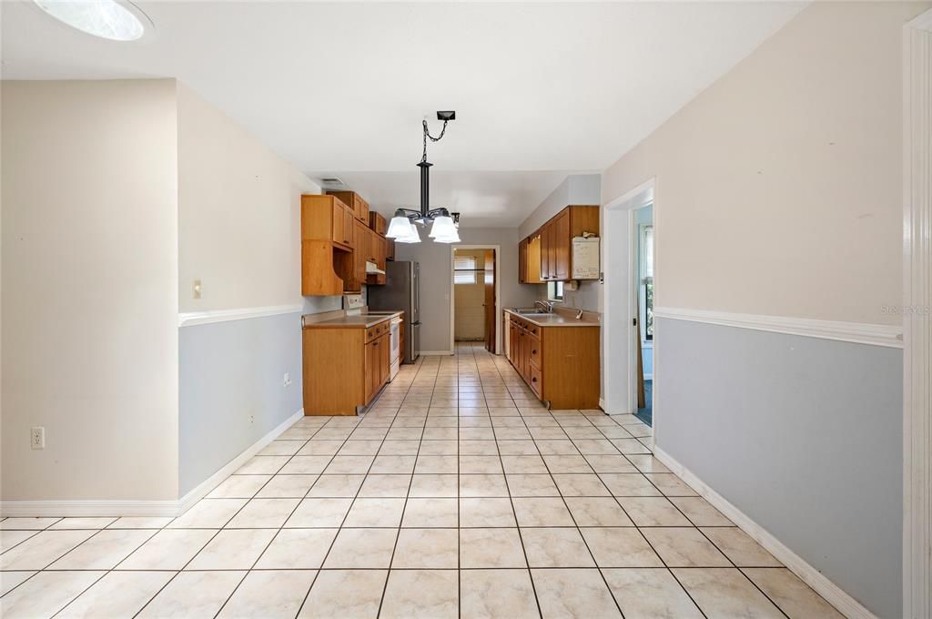 Active With Contract: $325,000 (4 beds, 2 baths, 1865 Square Feet)
