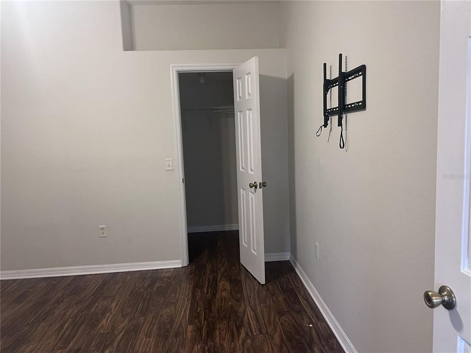 For Sale: $369,500 (3 beds, 2 baths, 1844 Square Feet)