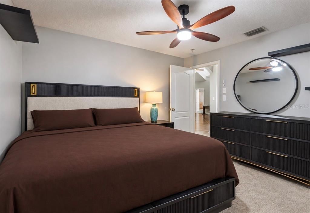 For Sale: $1,290,000 (5 beds, 4 baths, 3824 Square Feet)