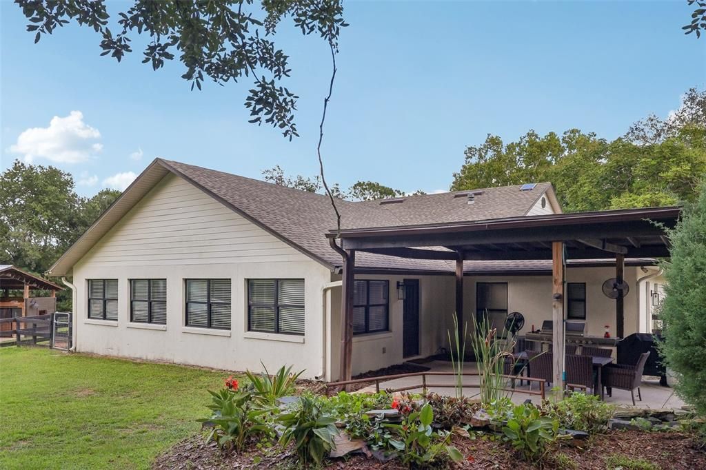 For Sale: $1,290,000 (5 beds, 4 baths, 3824 Square Feet)