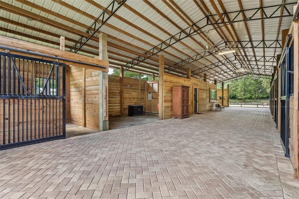 For Sale: $1,290,000 (5 beds, 4 baths, 3824 Square Feet)