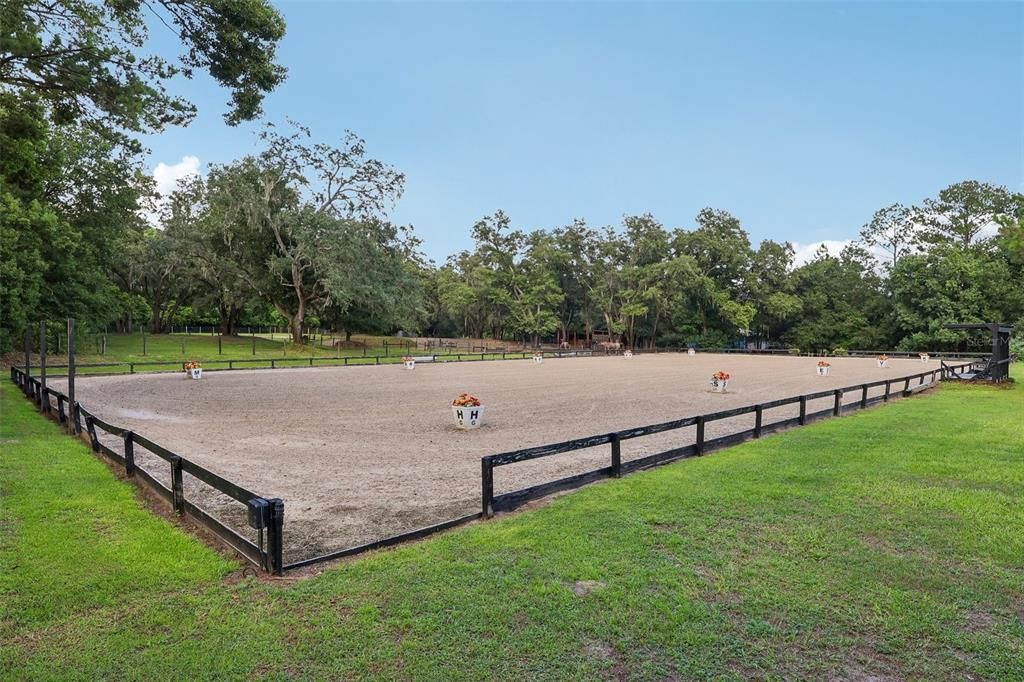 For Sale: $1,290,000 (5 beds, 4 baths, 3824 Square Feet)