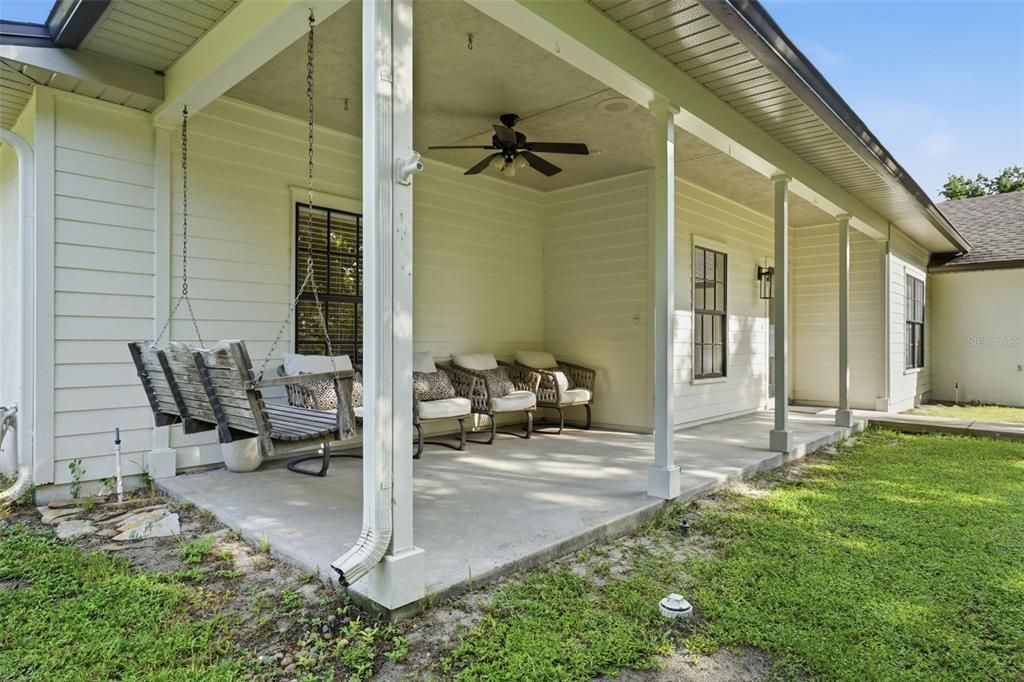 For Sale: $1,290,000 (5 beds, 4 baths, 3824 Square Feet)