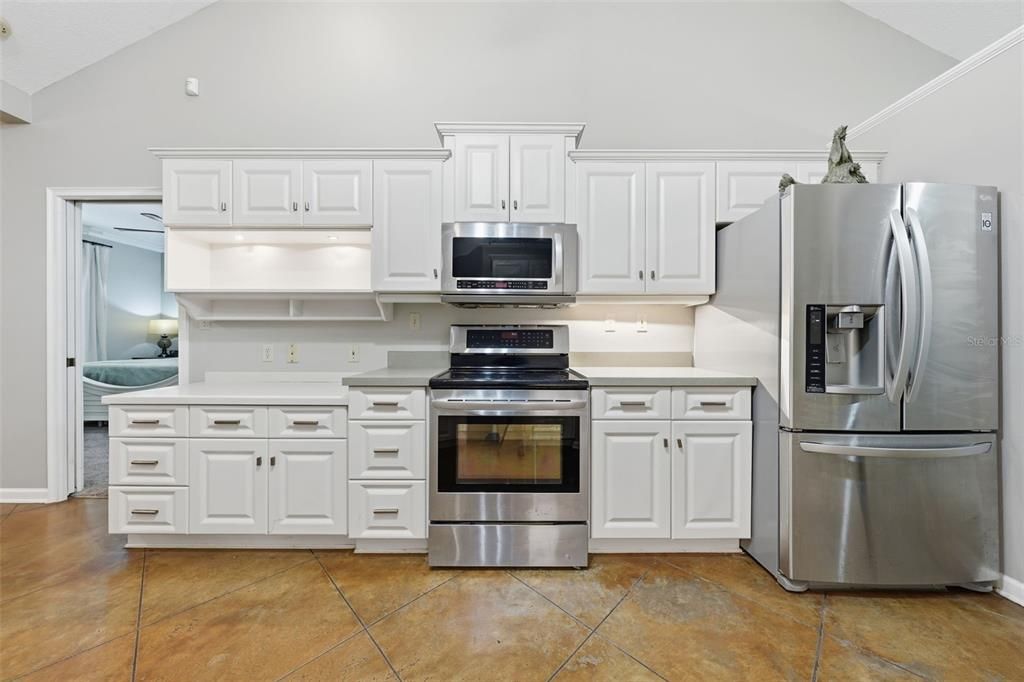 For Sale: $1,290,000 (5 beds, 4 baths, 3824 Square Feet)
