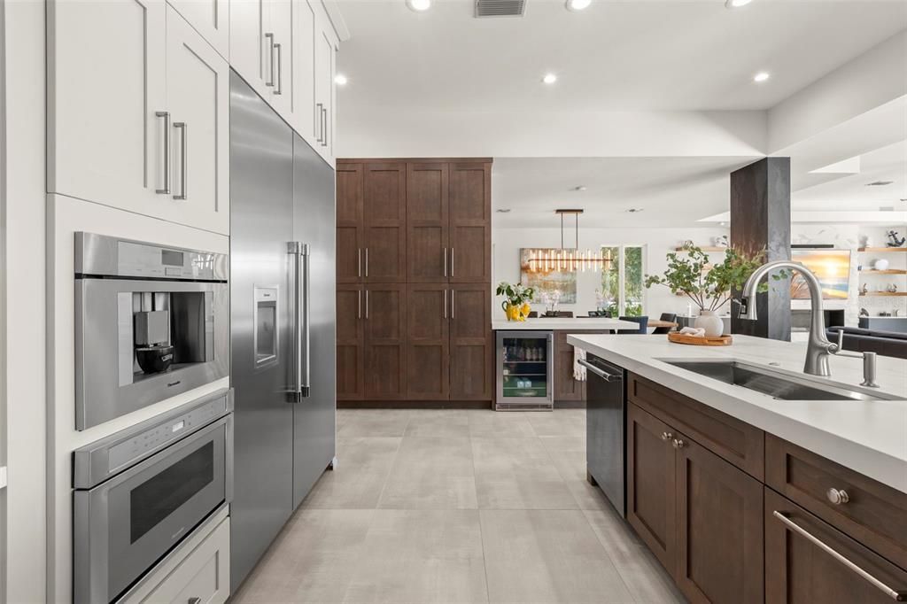 For Sale: $3,750,000 (5 beds, 2 baths, 4515 Square Feet)