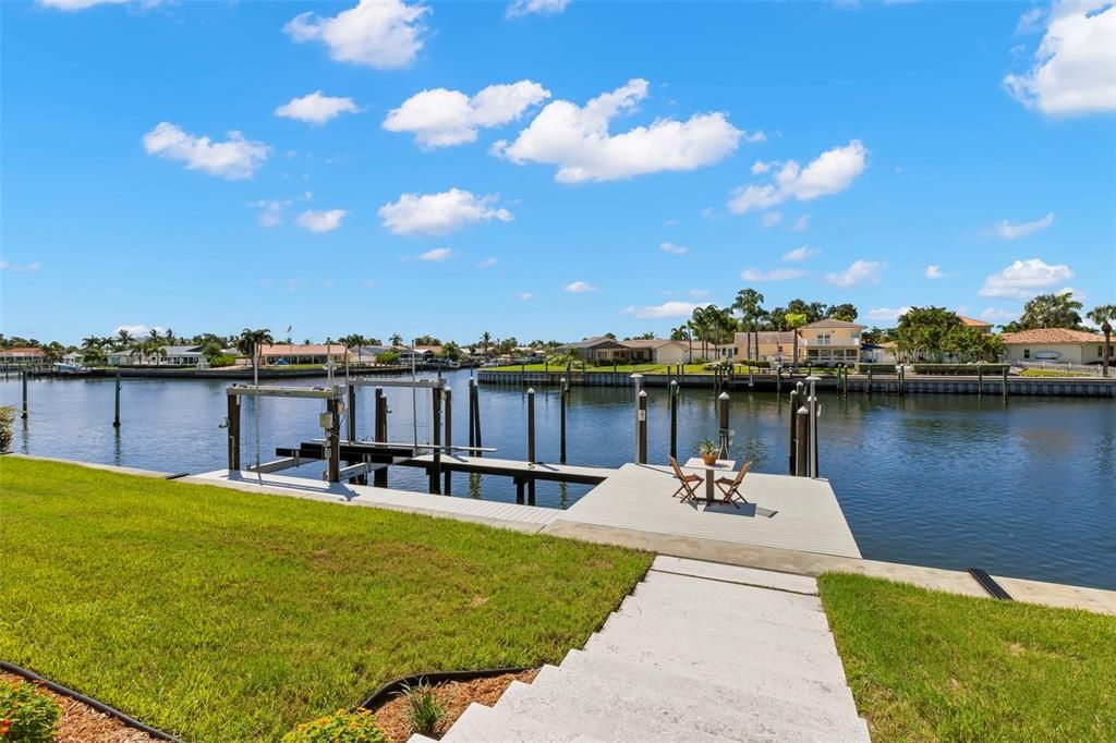 For Sale: $3,750,000 (5 beds, 2 baths, 4515 Square Feet)