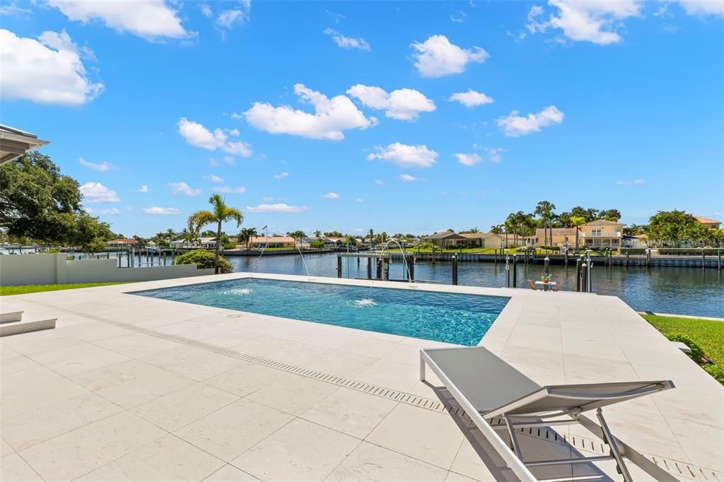 For Sale: $3,750,000 (5 beds, 2 baths, 4515 Square Feet)
