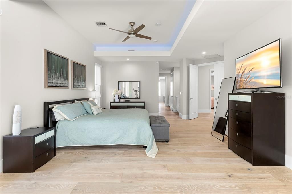 For Sale: $3,750,000 (5 beds, 2 baths, 4515 Square Feet)