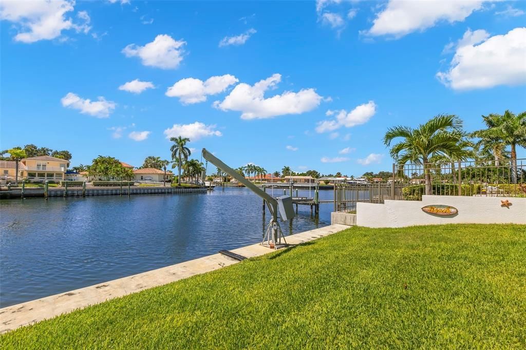 For Sale: $3,750,000 (5 beds, 2 baths, 4515 Square Feet)