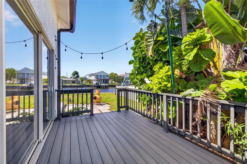 For Sale: $949,000 (3 beds, 2 baths, 1676 Square Feet)