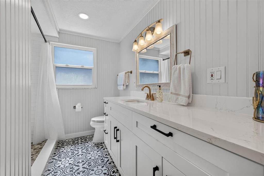 For Sale: $949,000 (3 beds, 2 baths, 1676 Square Feet)
