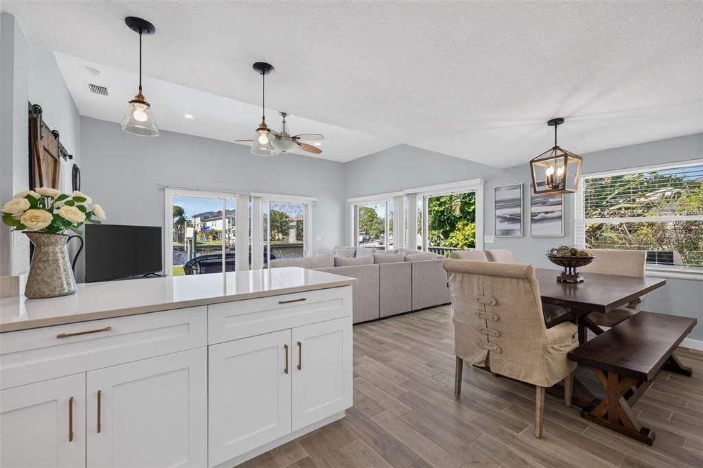 For Sale: $949,000 (3 beds, 2 baths, 1676 Square Feet)