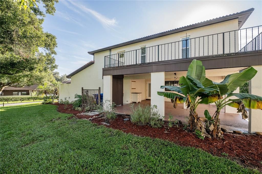 For Sale: $339,900 (3 beds, 2 baths, 1932 Square Feet)