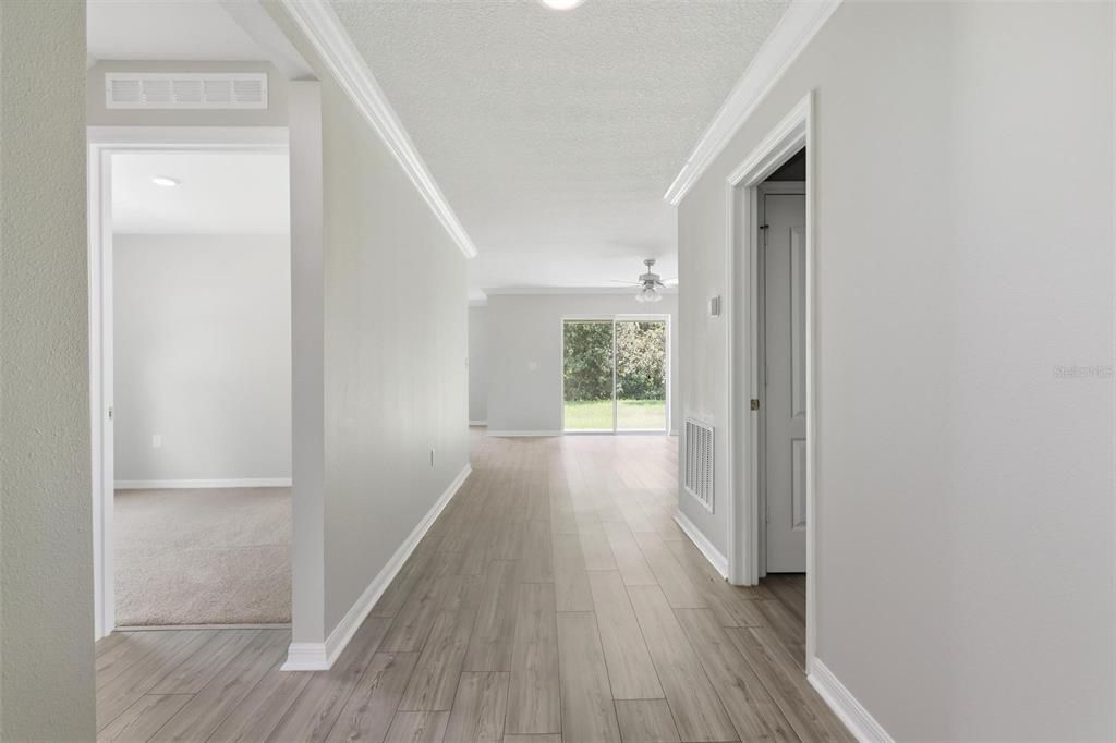 En Venta: $329,900 (3 camas, 2 baños, 1442 Pies cuadrados)